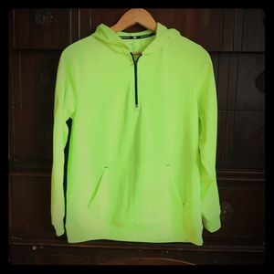 3/$12 Tek Gear shirt! NWOT. Awesome! Light. $6